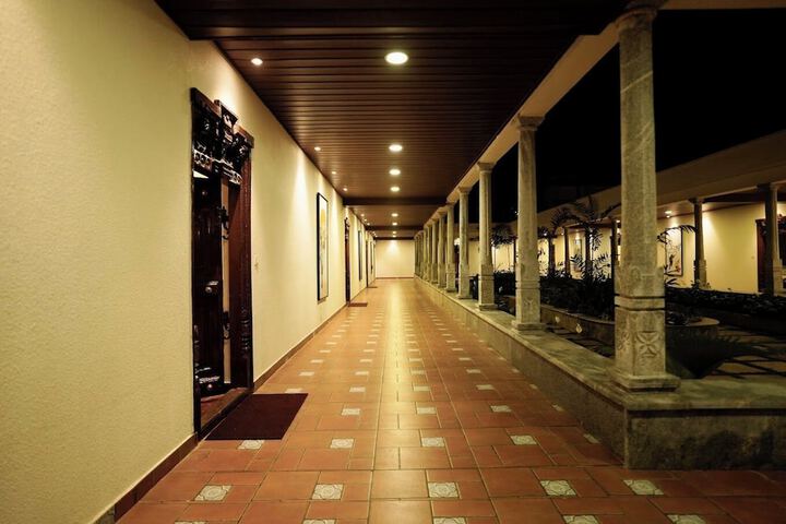 Hotel 27 of 33