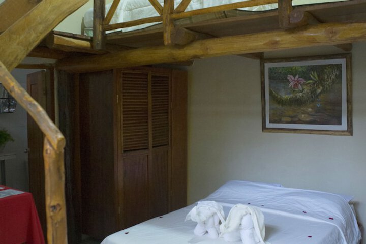 Room 16 of 44