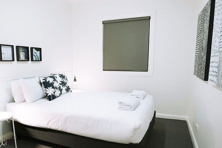 Room 8 of 44
