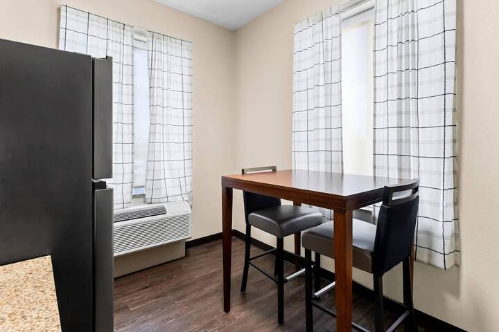 Room 33 of 55