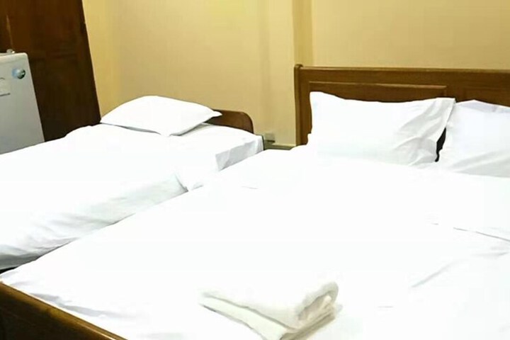 Room 13 of 61