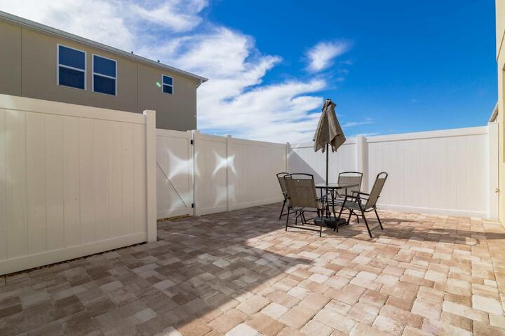 Terrace/Patio 18 of 45