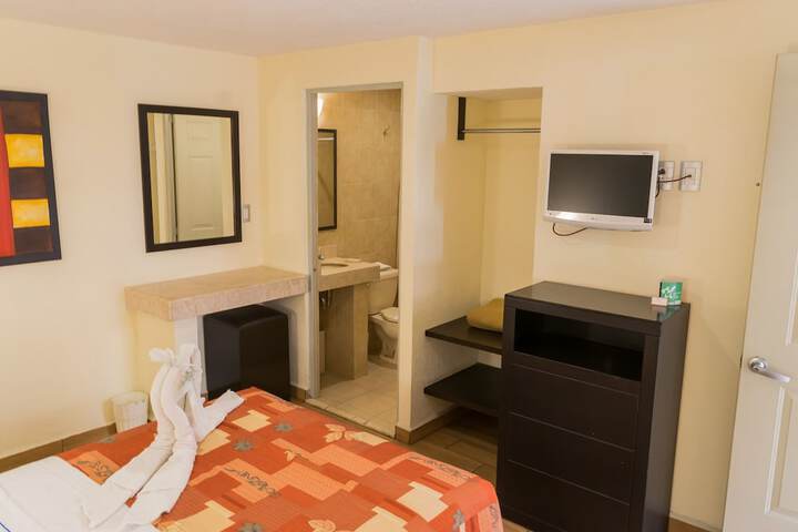 Room 16 of 60
