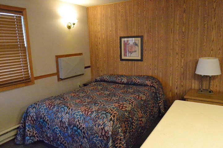 Room 7 of 81