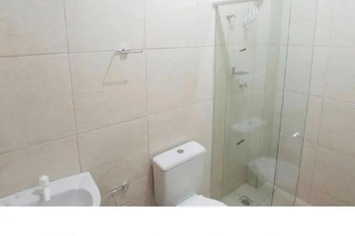 Room 8 of 14