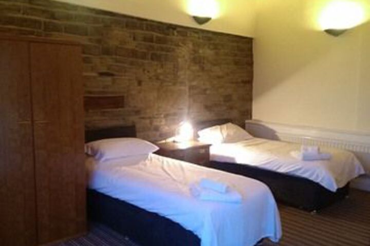 Room 42 of 117