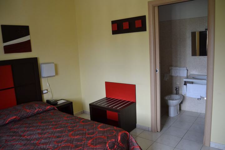 Room 13 of 50
