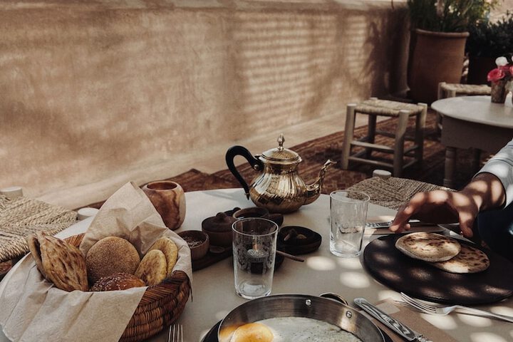 Breakfast/Coffee Service 91 of 95
