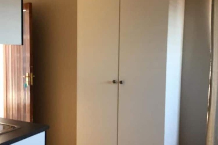 Room 5 of 40