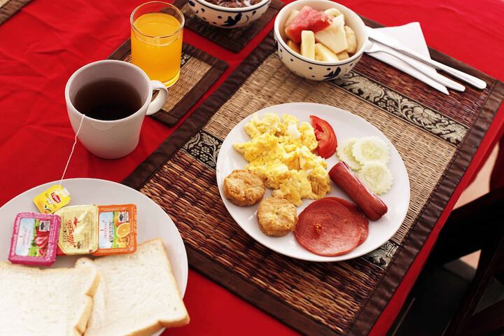 Breakfast/Coffee Service 83 of 99