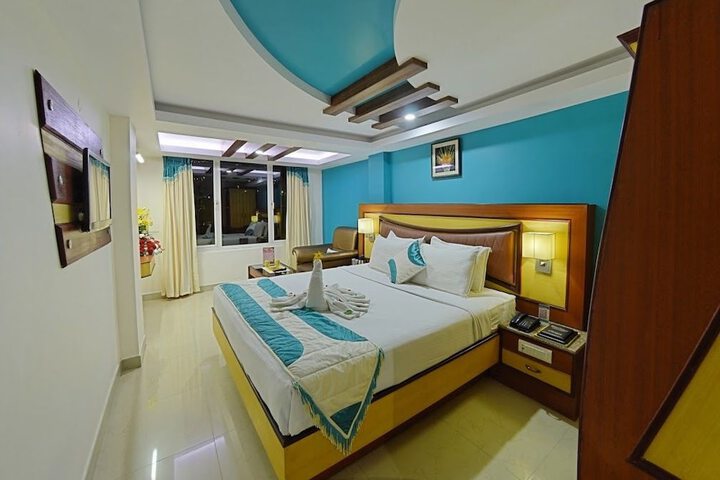 Room 9 of 69