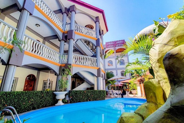 Hotel Versalles in La Ceiba
