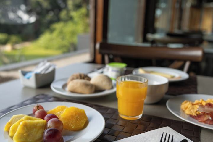 Breakfast/Coffee Service 69 of 84