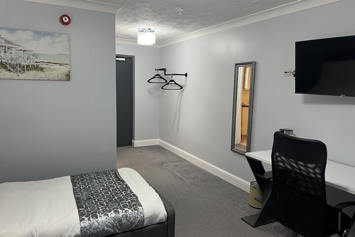 Room 16 of 56