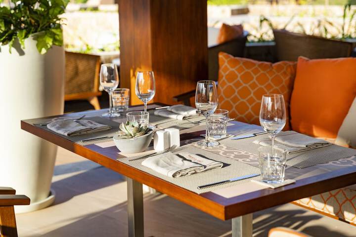Dining 103 of 129