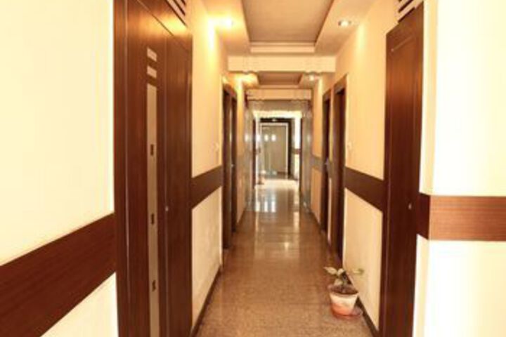 Ballroom/Hall 15 of 26