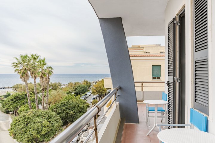Terrace/Patio 18 of 32