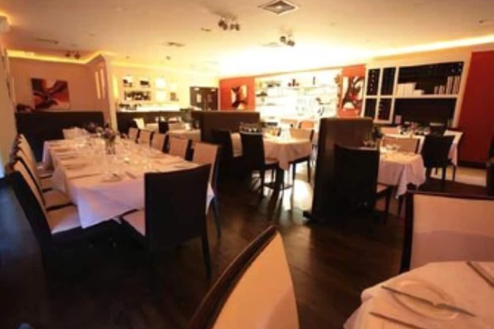 Dining 23 of 45