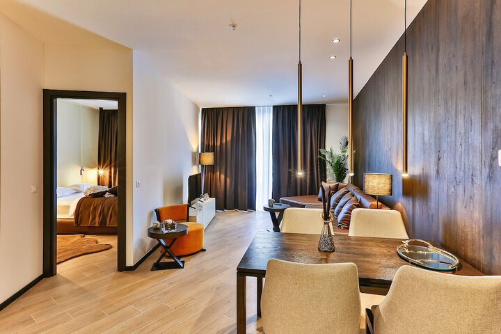 Room 18 of 45