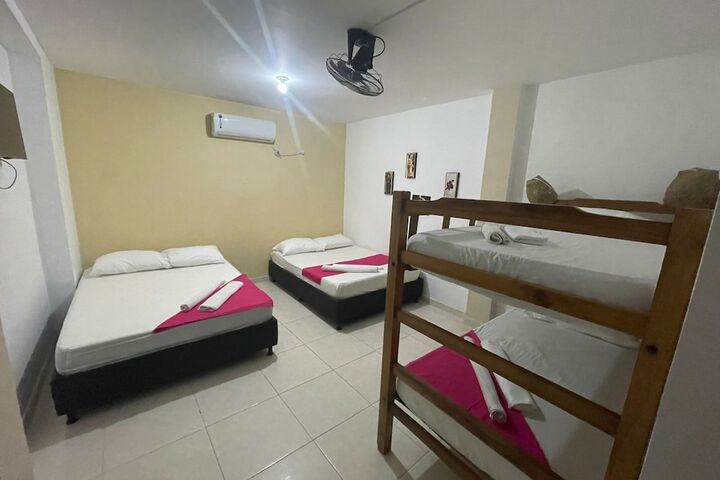 Room 10 of 16