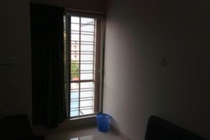 Room 10 of 41