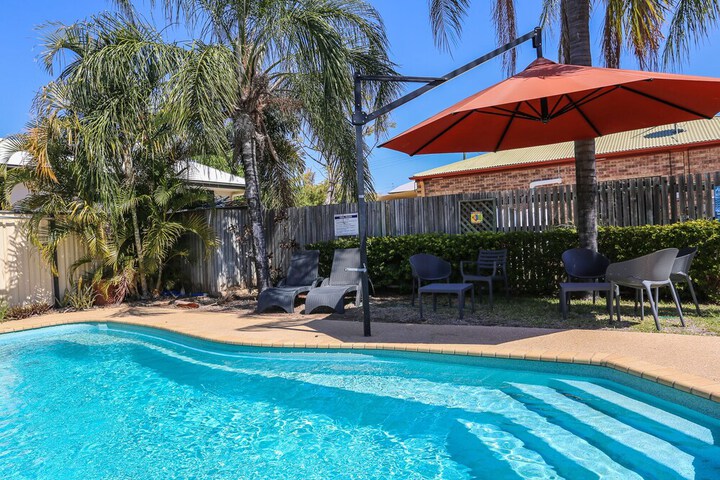 Pool 19 of 44