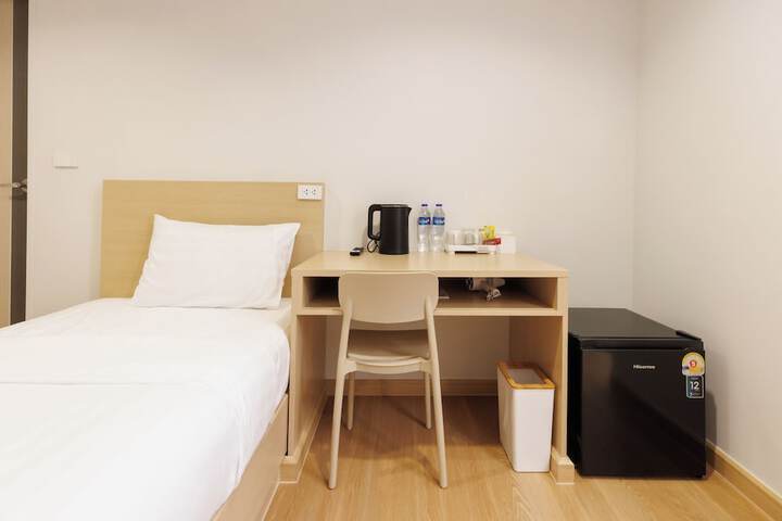 Room 20 of 53