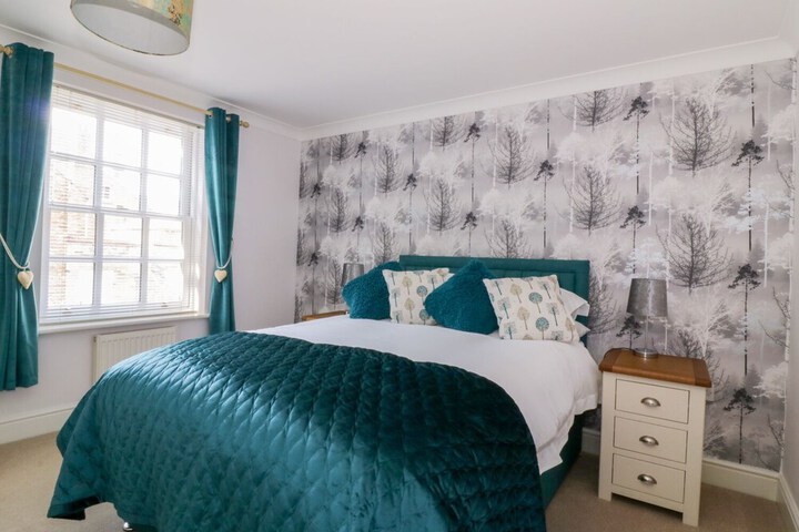 Room 3 of 14