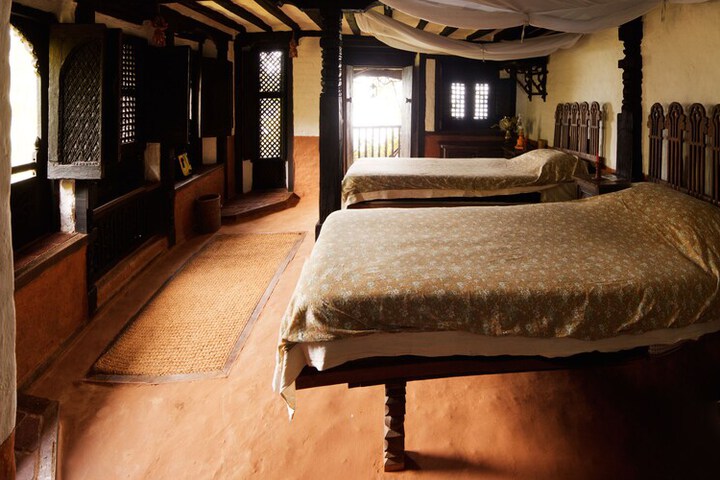 Room 18 of 53