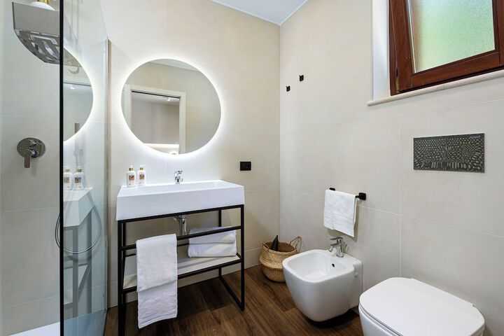 Room 34 of 116