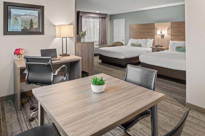 Room 12 of 50