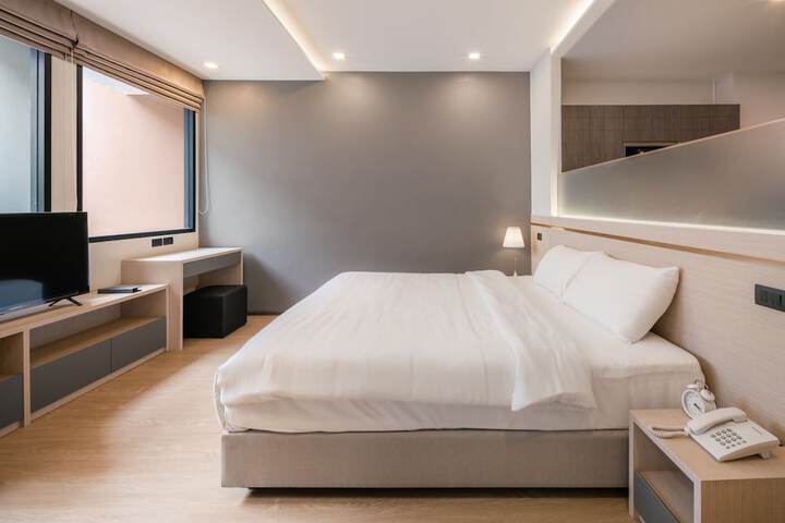Room 15 of 85