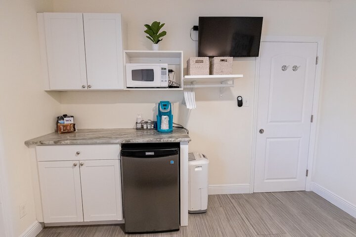 Room 6 of 39