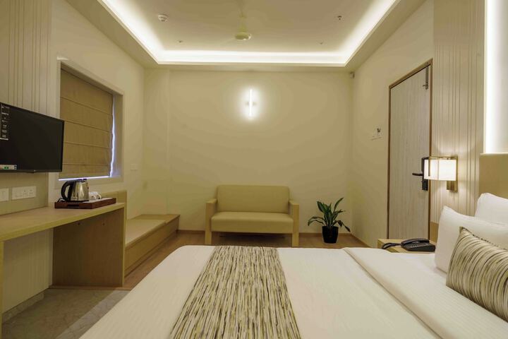 Room 48 of 97