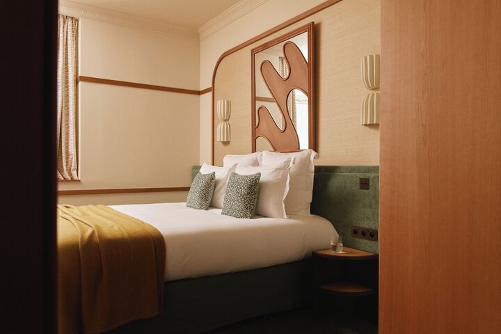 Room 19 of 71