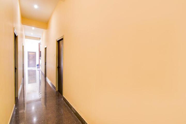 OYO 817415 Hotel OceanBird
