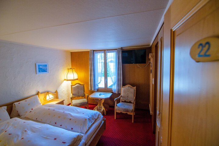 Room 15 of 52