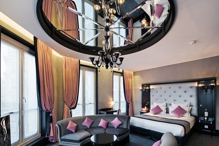 Room 26 of 54