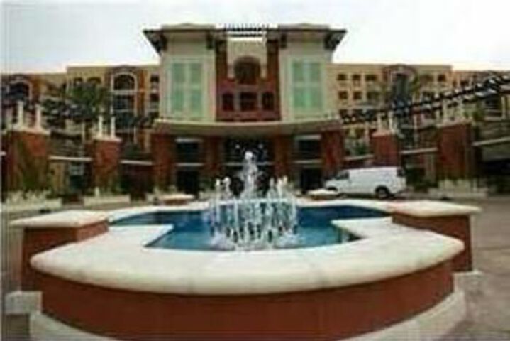 Hotel Exterior 23 of 81