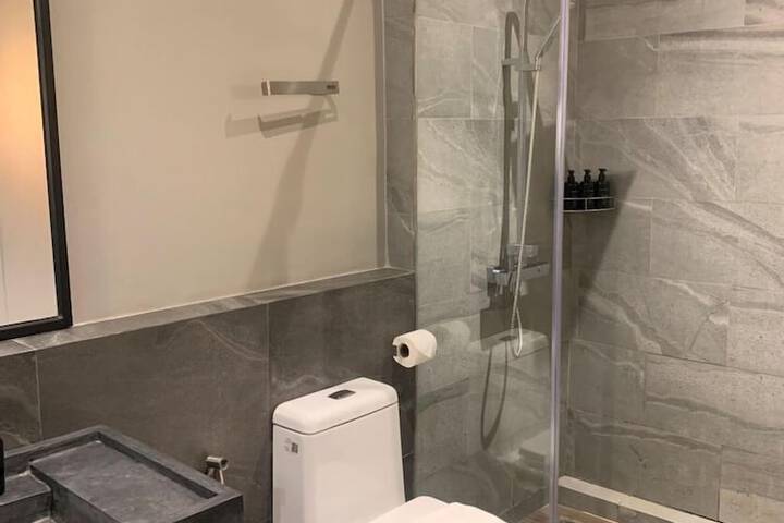 Room 42 of 54