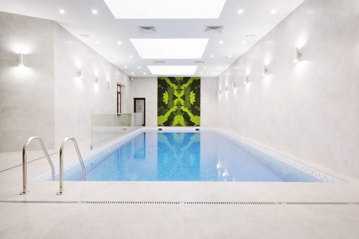 Pool 25 of 39