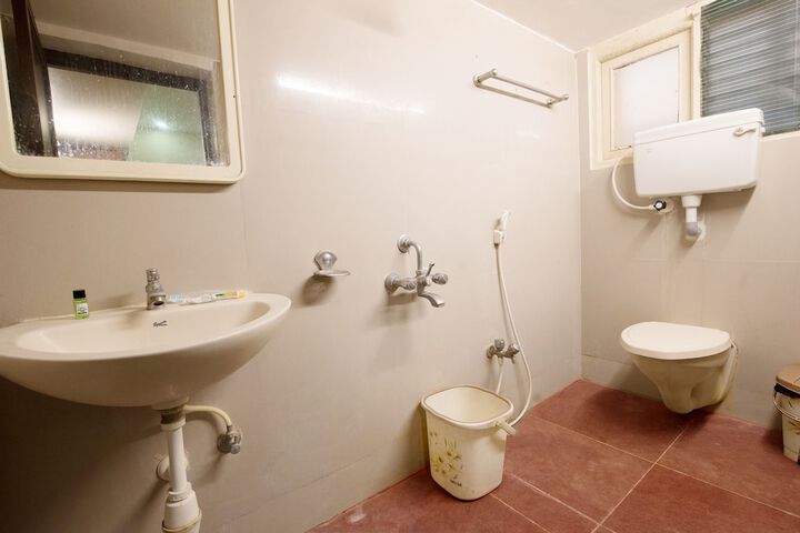 Room 19 of 25