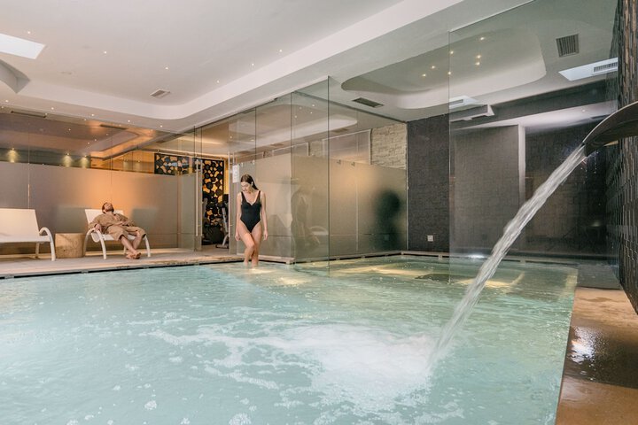 Pool 50 of 178