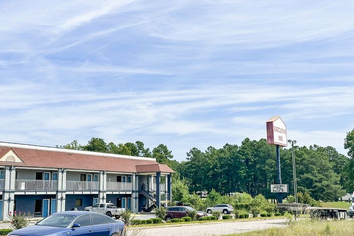 Property Grounds 24 of 26