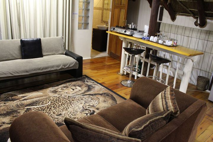 Room 14 of 28
