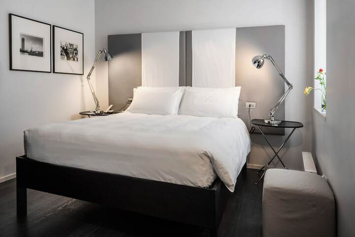 Room 7 of 60