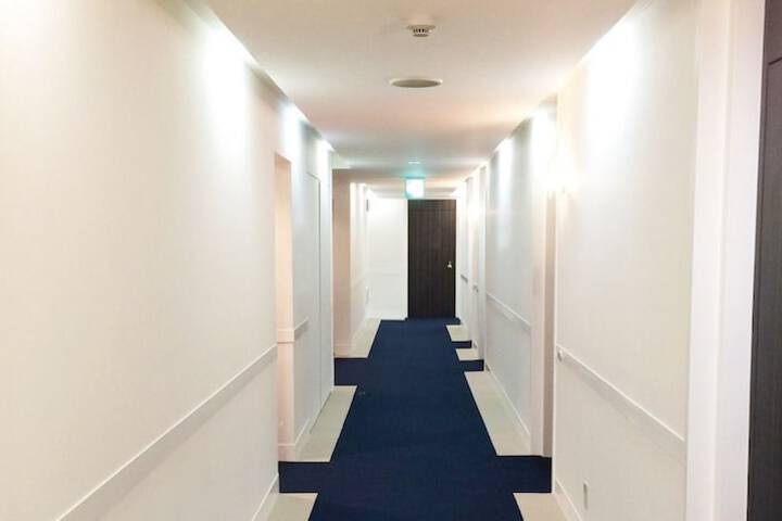 Ballroom/Hall 25 of 27