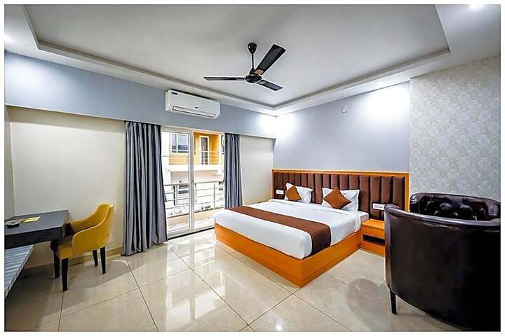 Goroomgo Shree Gajanana Puri - Near Temple and Walkable Distance From Swargadwar Golden Sea Beach