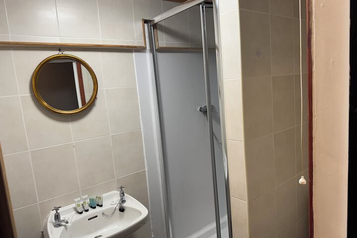 Room 30 of 70