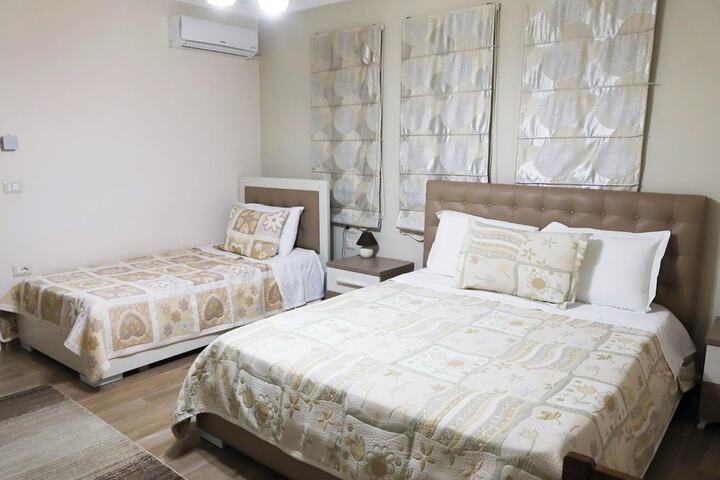 Room 13 of 67